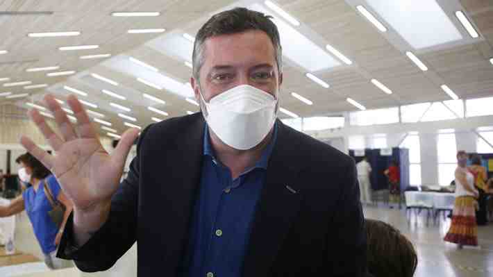 Sebastián Sichel reconoce su derrota y abre puerta a apoyo a Kast: "No votaré en segunda vuelta por Boric"