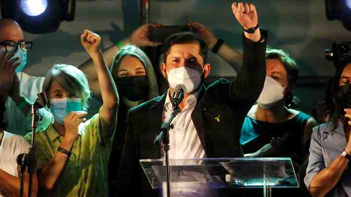 Boric hace llamado a la unidad de toda la oposición para derrotar a Kast y advierte: "Tenemos que ser humildes y receptivos"