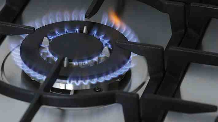 ENAP anuncia que estudiará la instalación de otros puntos de envasado de gas tras solicitud de alcaldes