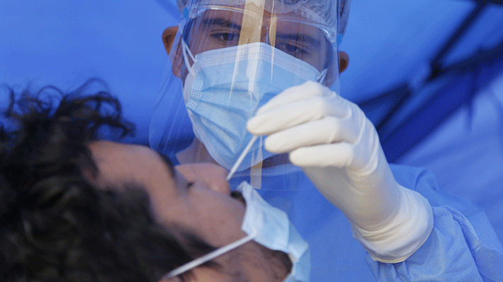 Detectan una nueva variante de covid-19 en Sudáfrica: Se registran al menos 22 casos