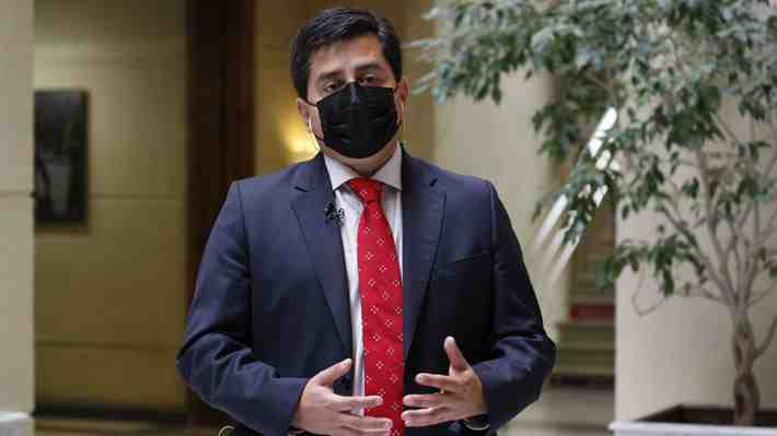 Cuarto 10%: Senador Araya pide "no cantar victoria" y oficialismo dice que mecanismo por rentas vitalicias es inconstitucional
