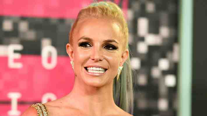 Britney Spears celebra sus 40 años comprometida, liberada de la tutela de su padre y concitando de nuevo el interés mediático