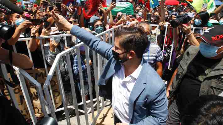 Actos campesinos y conversatorios rurales: El despliegue que prepara Boric para conquistar el voto del Chile profundo