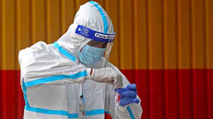 Paris transmite mensaje de la OMS por variante Ómicron: "Debemos estar muy alerta, pero no crear pánico"
