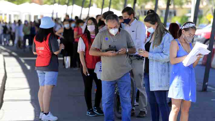 Minsal reporta 30 decesos y 1.383 casos nuevos, 134 menos que el lunes pasado: Positividad es del 2,29%