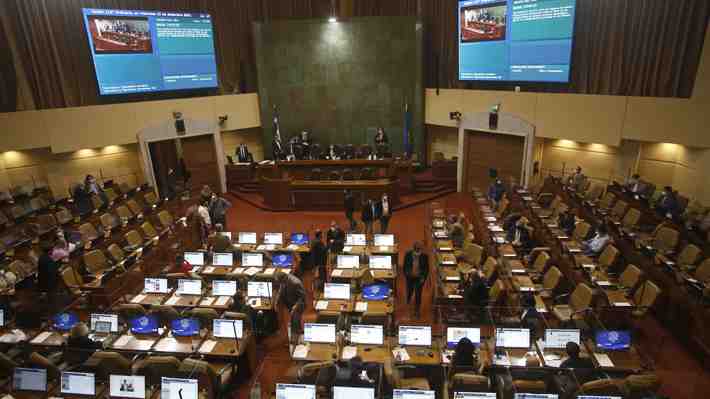 Cámara aprueba extender prohibición de corte de servicios básicos y Gobierno anuncia proyecto para solución "tripartita"