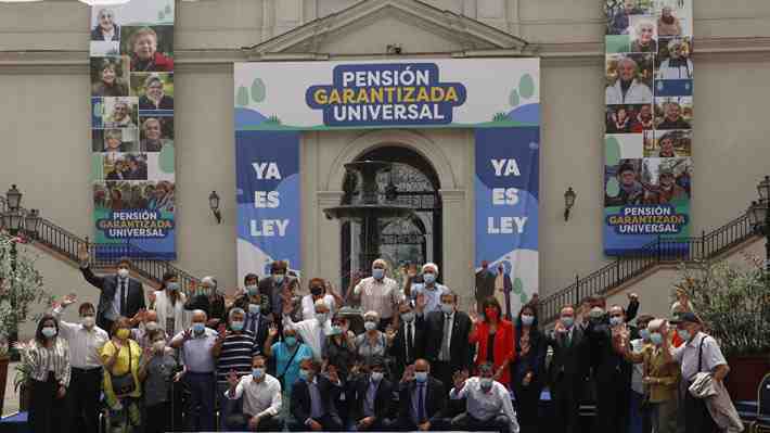 Presidente anuncia publicación de ley que crea la PGU: Beneficio comenzará a pagarse a partir del 18 de febrero