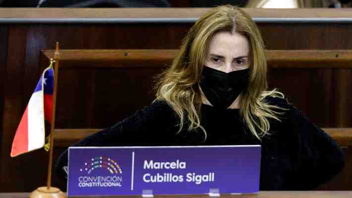 Convencional Marcela Cubillos: "La agenda feminista quedó en un segundo plano ante la agenda indigenista en la CC"