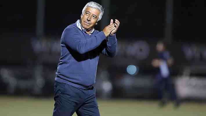 Cae el primer DT en la Primera B: Osvaldo "Arica" Hurtado deja de ser el entrenador de Santa Cruz