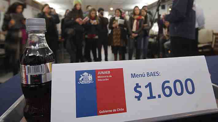 Confech anuncia movilizaciones para el 25 de marzo: Piden aumento en beca de alimentación