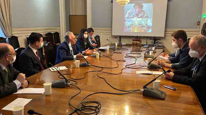 Representantes de Convención y Senado expusieron el viernes en la Comisión de Venecia