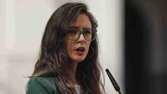 Gobierno prepara agenda especial en DD.HH. para el "Día del joven combatiente"