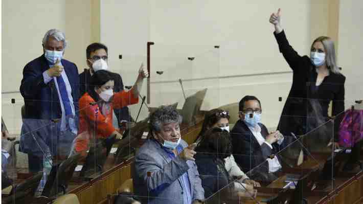 Cámara aprueba permitir tramitación de proyectos que buscan un nuevo retiro del 10% desde los fondos de pensiones