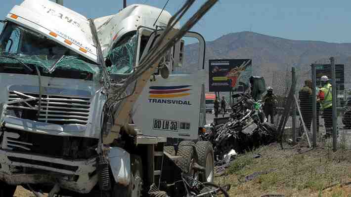 Prisión preventiva para conductor de camión que provocó fatal accidente en Ruta 68: Conducía sin licencia profesional