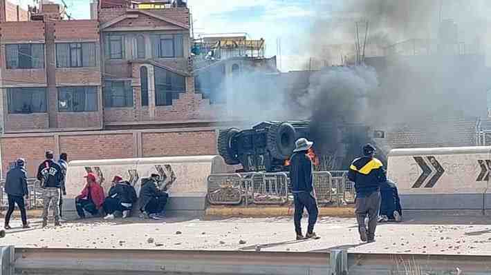 Continúan las protestas en Perú:  Autoridades cierran aeropuerto de Juliaca ante "actos de violencia  y falta de seguridad"