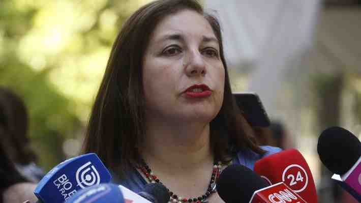 Presidenta del PS y caída de Boric en las encuestas tras crisis de indultos: "A mi no me asombra"