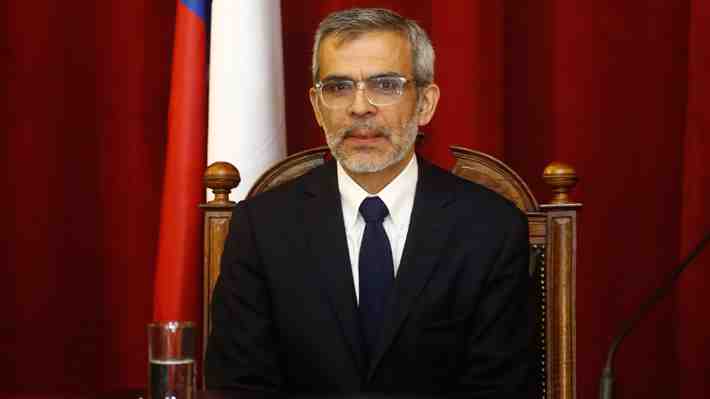 Ministro de Justicia ante posibles sumarios por indultos: "Es algo que por ahora no forma parte de la discusión"