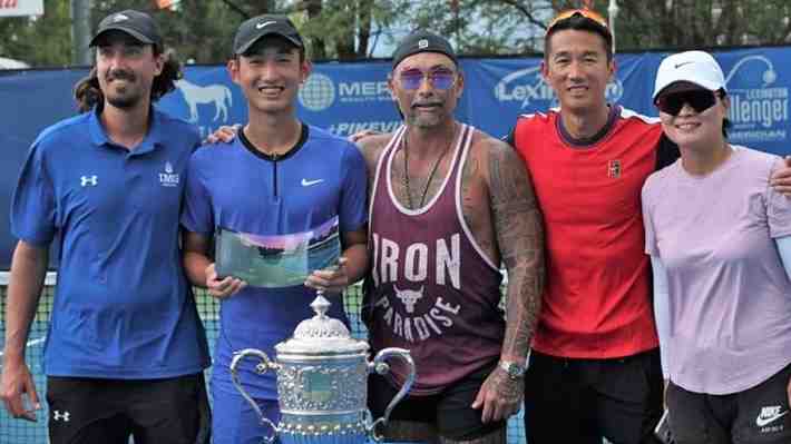 Promesa china del tenis mundial revela por qué dejó de ser entrenado por Marcelo Ríos y lanza potente dardo contra el chileno