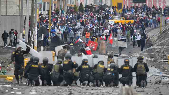Sigue el escenario de violencia en Perú: Las claves para entender el descontento social en el país vecino