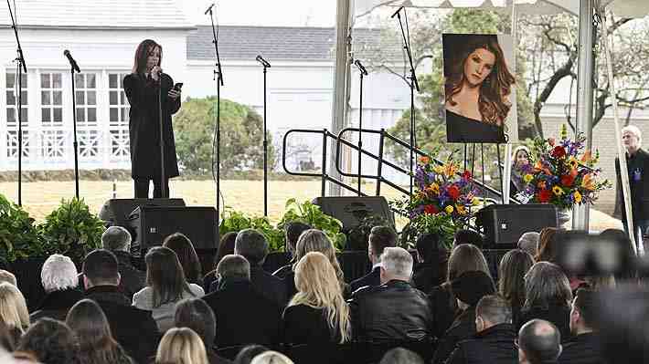Lisa Marie Presley fue despedida en Graceland: Fue enterrada junto a su hijo fallecido en 2020