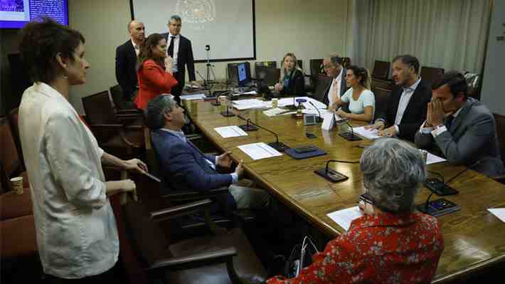 Infraestructura crítica vuelve a complicarse: Comisión aprueba proyecto en general con duras aprensiones de la oposición