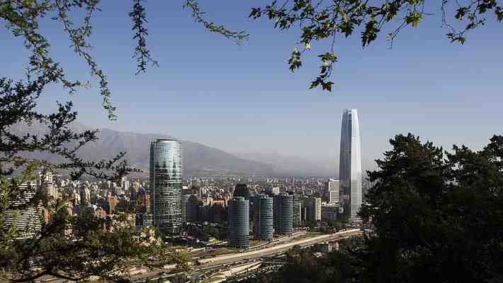 Previo a último Imacec de 2022: Mercado prevé una nueva contracción mensual de la economía y caería hasta 2,6%