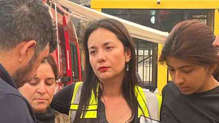 Alcaldesa de Santa Juana tras incendios: "Anoche empezó la delincuencia y los vecinos comenzaron a asustarse"