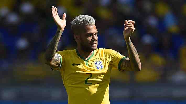 La razón por la que joven que denunció a Dani Alves presentó recurso para que el futbolista siga en prisión