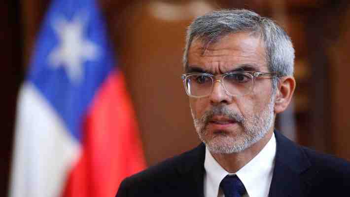 Ministro de Justicia: "Es impresentable seguir postergando la reforma al sistema de notarios"
