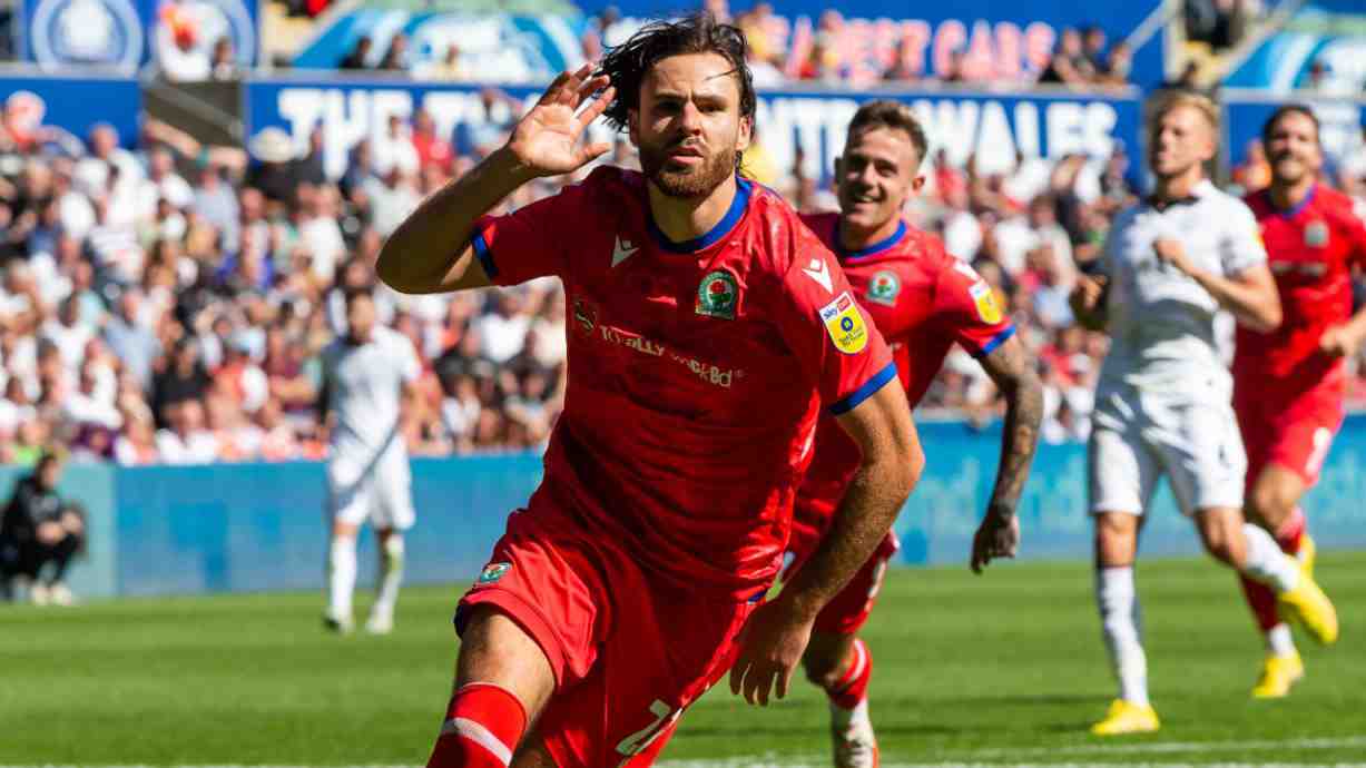 Ben Brereton es uno de los jugadores más valiosos del Championship... Revisa la posición y cuánto vale su carta