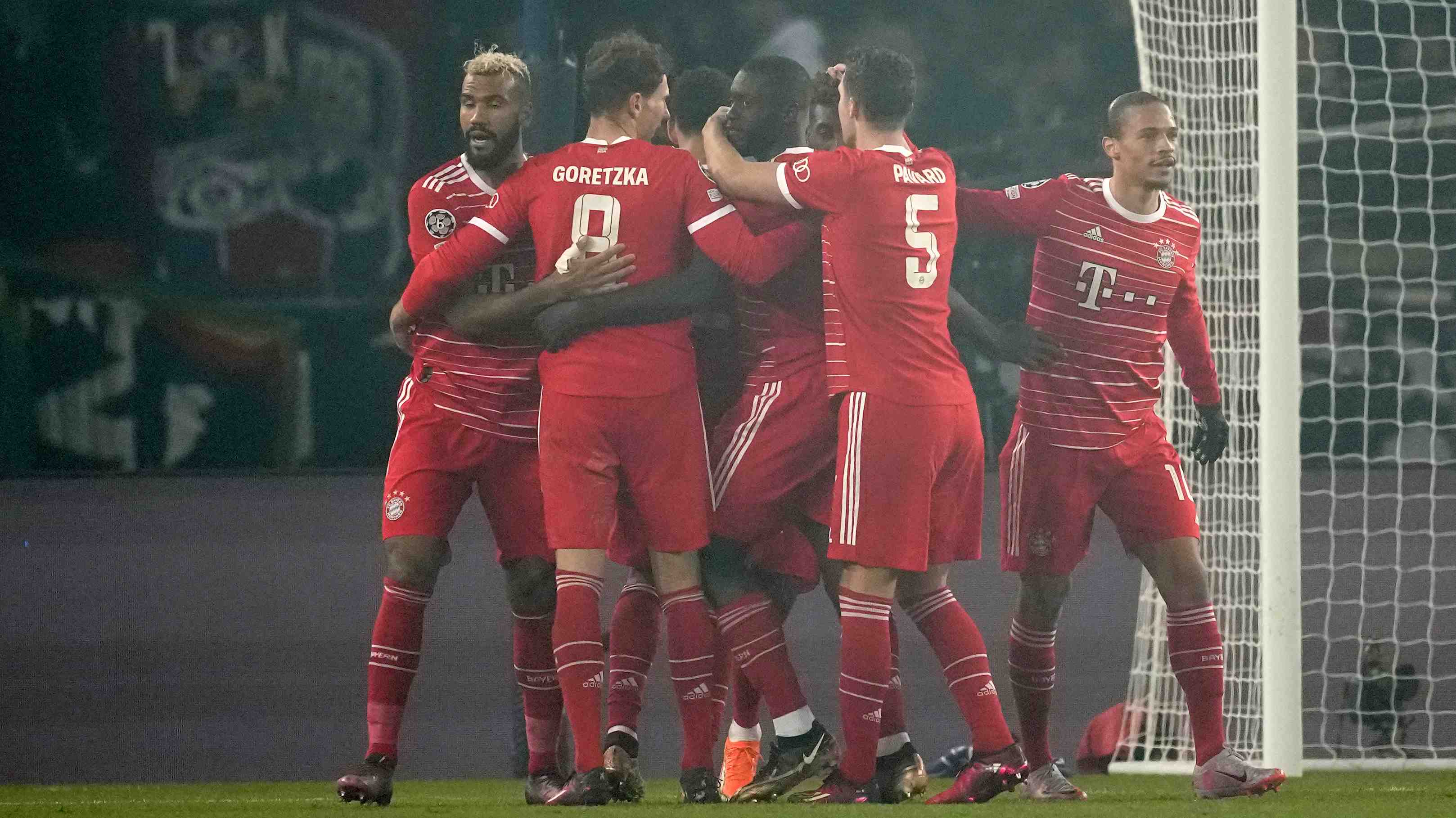 El Bayern aprovechó la Mbappé dependencia del PSG y lo derrotó a domicilio, por los octavos de la Champions... Mira el gol