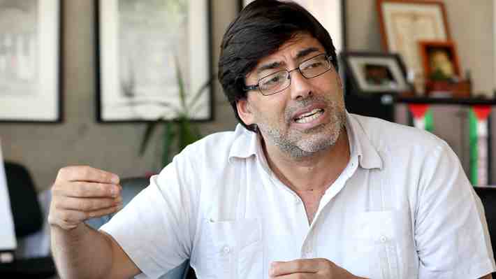 Jadue advierte que proceso constituyente debe dar garantías ciudadanas: "Empezó en la calle y ojalá no termine en la calle"