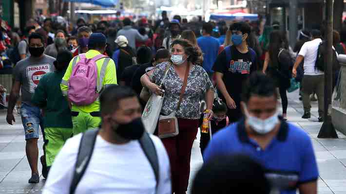 A tres años del inicio de la pandemia: Lo que la sociedad chilena aprendió (y lo que olvidó) tras la emergencia sanitaria