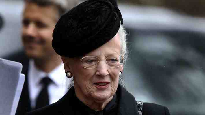 Margarita II de Dinamarca, la actual monarca con el reinado más antiguo de Europa, fue sometida a una "extensa cirugía"