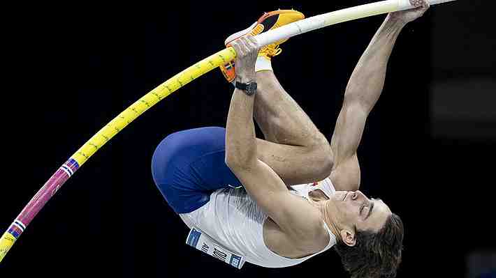 Histórico: El sueco "Mondo" Duplantis vuelve a romper el récord mundial de salto con garrocha... Mira su excepcional salto