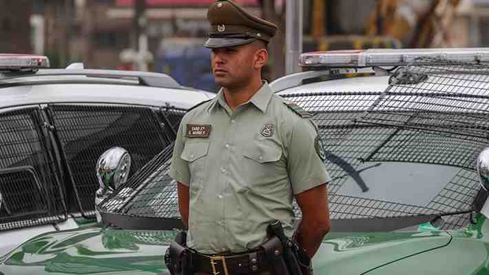 Teatro Caupolicán: Carabineros detalla que se recibió denuncia por disparos y se habrían encendido bengalas
