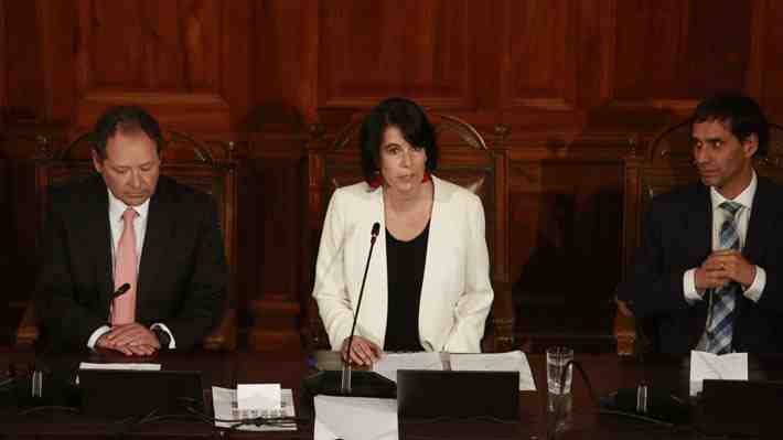 Índice para la nueva Constitución: Directiva de la Comisión Experta propone estructura con 13 capítulos más transitorias