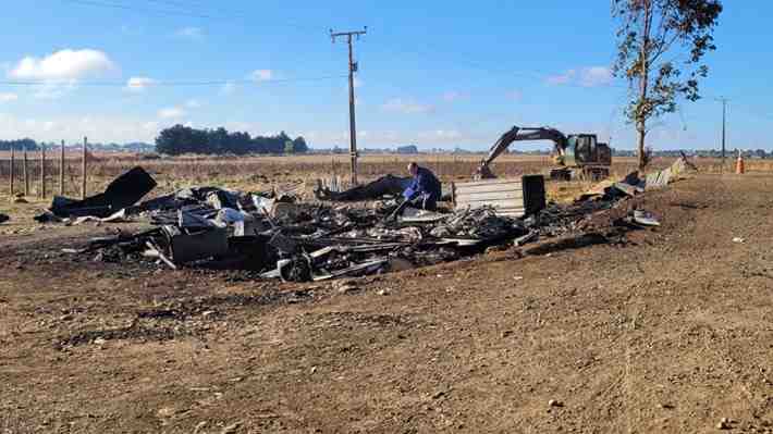 Araucanía: Dos trabajadores heridos a bala deja ataque incendiario en vertedero de Victoria