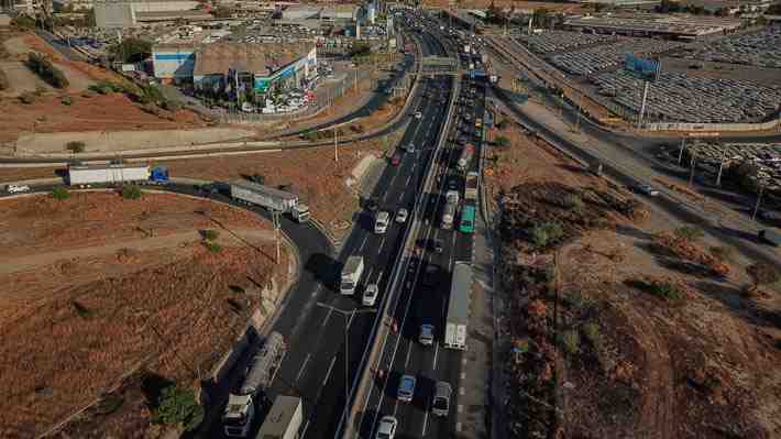 Informan cierre definitivo de dos conexiones hacia el poniente entre autopistas Vespucio Norte y Ruta 68 por avance de obras