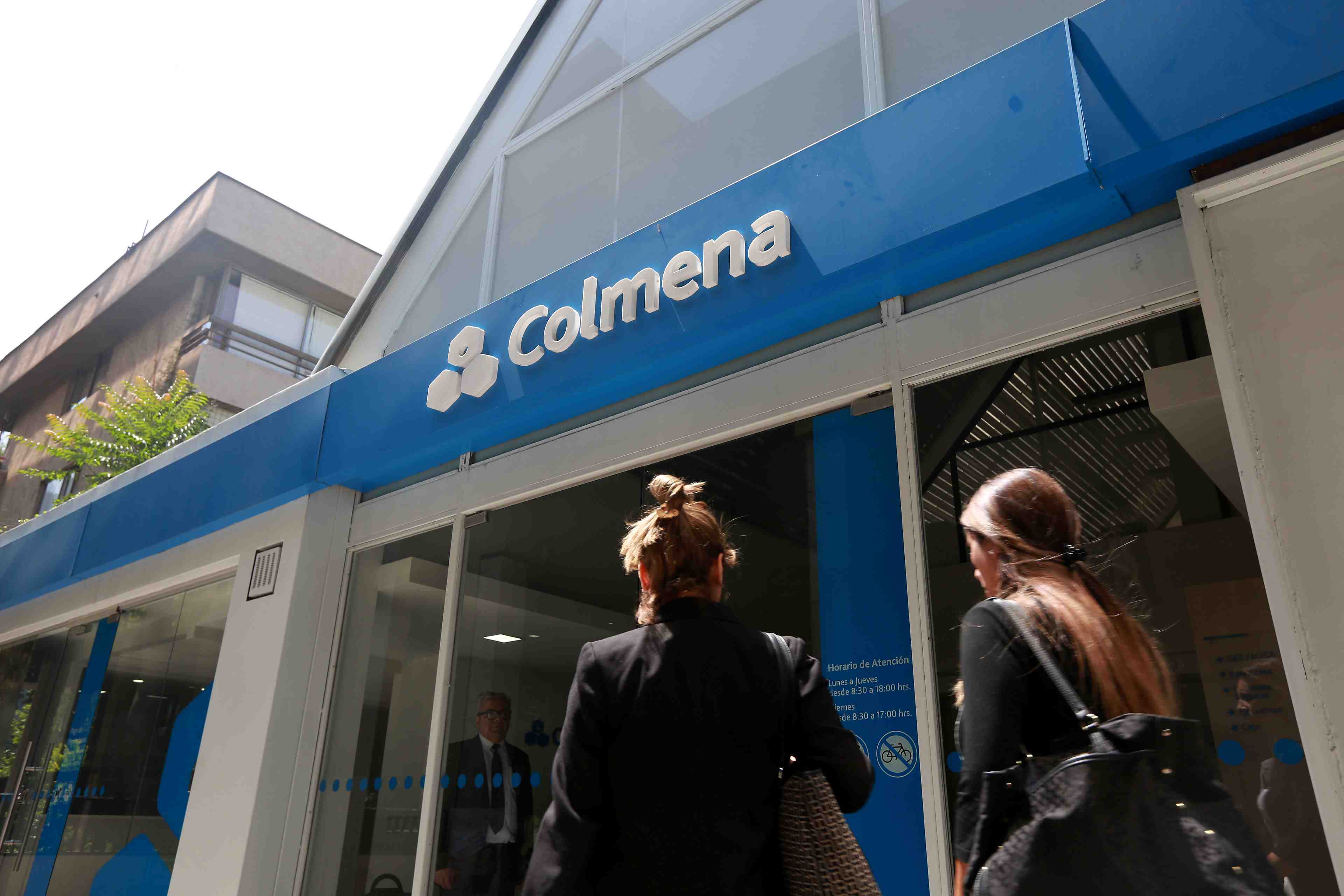 Isapre Colmena vuelve a la carga por "supremazo": "Se pretende que devolvamos ingresos que no recibimos"