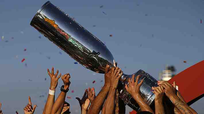 Colo Colo, la UC y la U van con rivales de Tercera División: Conoce los cruces y los cuadros de cada zona de la Copa Chile