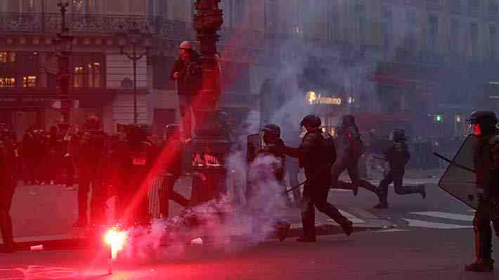 Protestas del jueves en Francia dejaron 457 detenidos y 441 agentes heridos: Gobierno apunta a la extrema izquierda