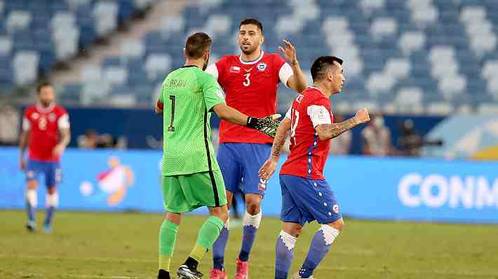 La lapidaria frase de Alexis sobre la "Generación Dorada" encuentra respaldo en otro importante jugador de la "Roja"