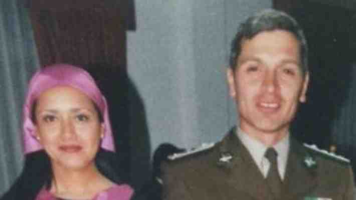 Fue alumna del general Yáñez y participante del grupo folclórico: El paso de Olivares por la Escuela de Formación de Carabineros