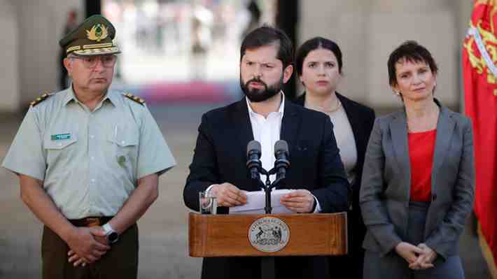 Boric asegura que los carabineros tienen "todo el respaldo" y anuncia que acompañará a la policía en operativos