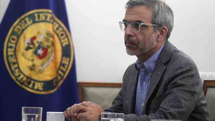 Cordero dice que es "altamente probable" que carabinero que disparó en San Antonio sea beneficiado por "Ley Nain-Retamal"