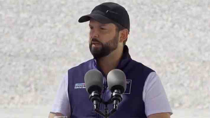 Boric sostiene que la migración "no es un delito", pero aclara que "Chile tiene el deber de saber quiénes están en su territorio"