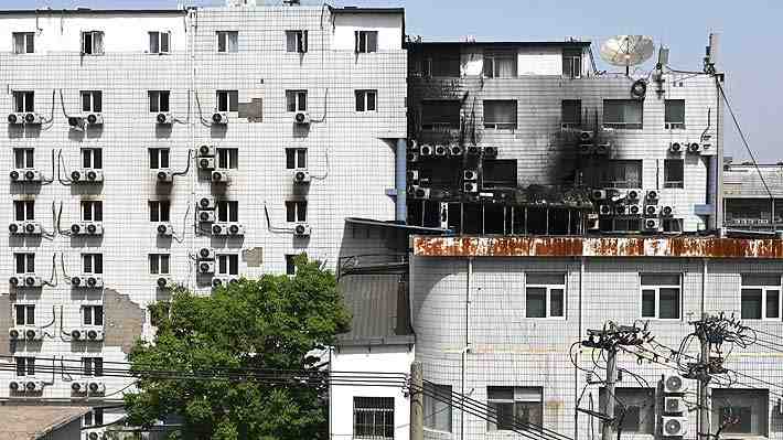 Incendio en un hospital de China deja al menos 29 fallecidos: Hay 12 detenidos por el hecho